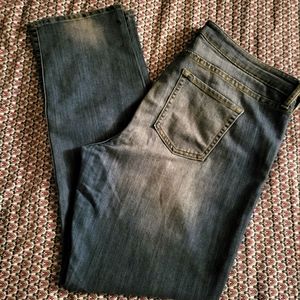 Gap straight leg jeans~ Size 18.